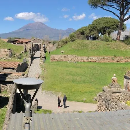 Domus Narciso Gallery Bed & Breakfast *