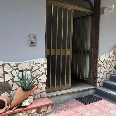 Domus Narciso Gallery Bed & Breakfast *